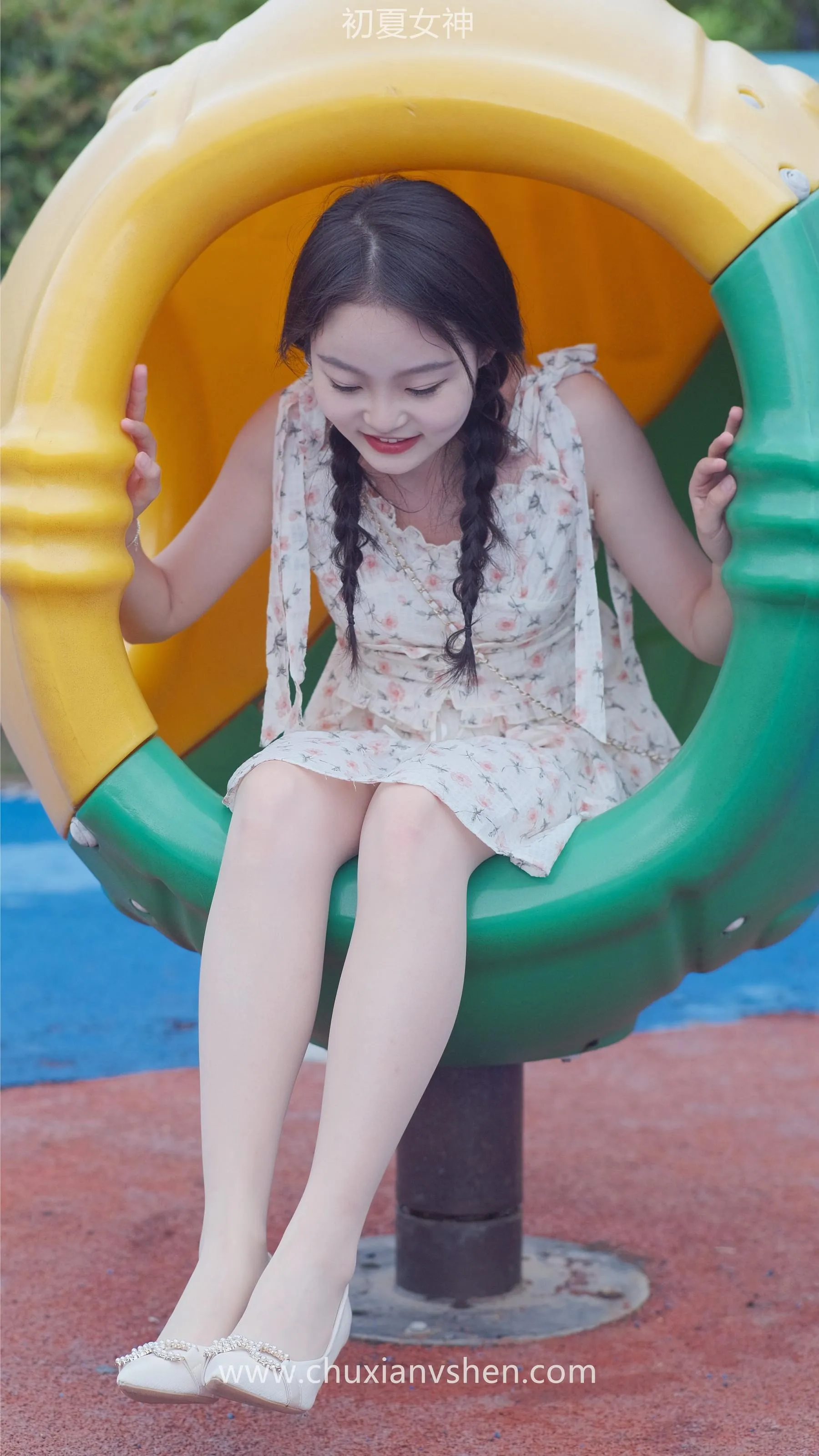 初夏女神 NO.050 双双 公园游玩 [221P]插图9
